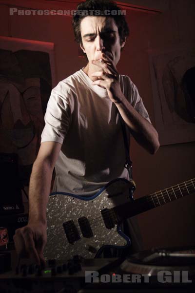 BOOGERS - 2006-01-13 - PARIS - La Maroquinerie (Cafe) - 